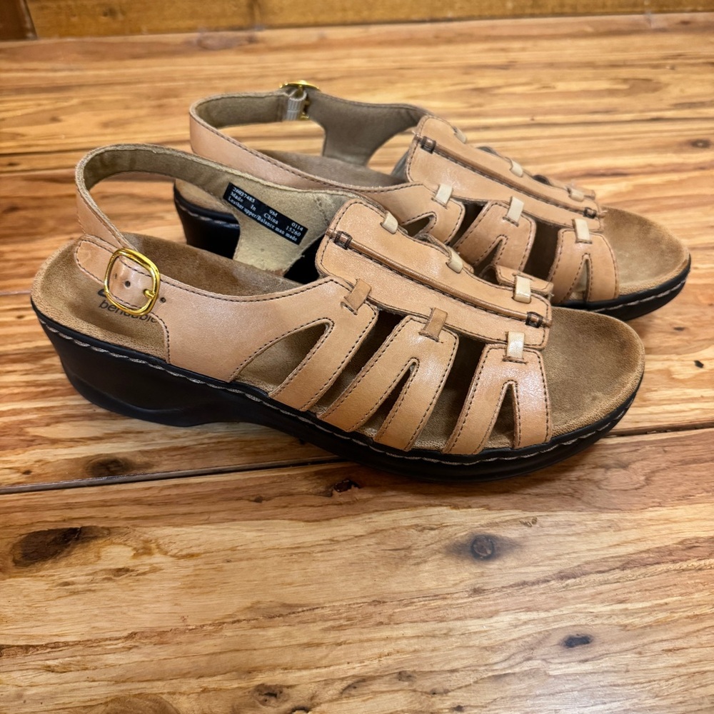 Clarks Bendables Lexi‎ Sandals 9 M Women's Tan  Leather Slingback